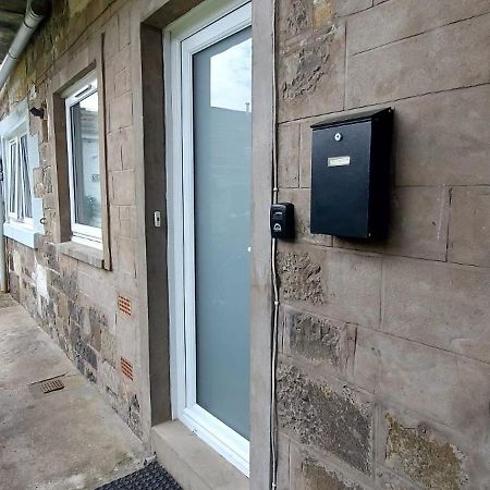 Lovely 2 Bedroom Apartment In Fife Newport-On-Tay Kültér fotó